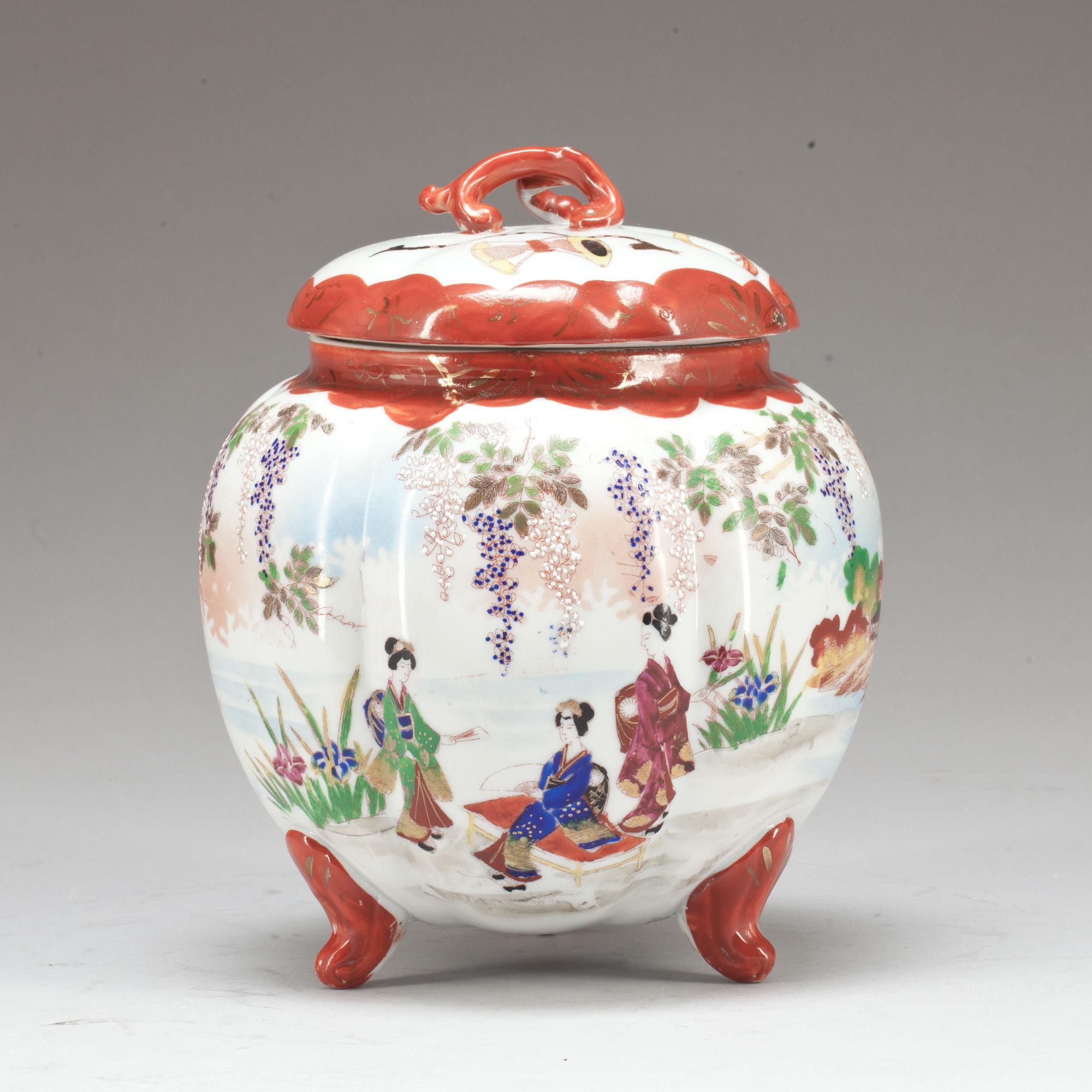 URNA, Japan. Sekelskiftet 1800/1900.