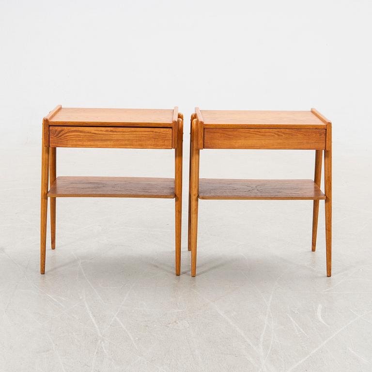 Sängbord ett par 1900-talets mitt.