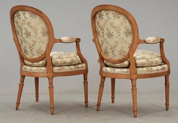 KARMSTOLAR, ett par. Frankrike, 1700-talets andra hälft. Louis XVI.