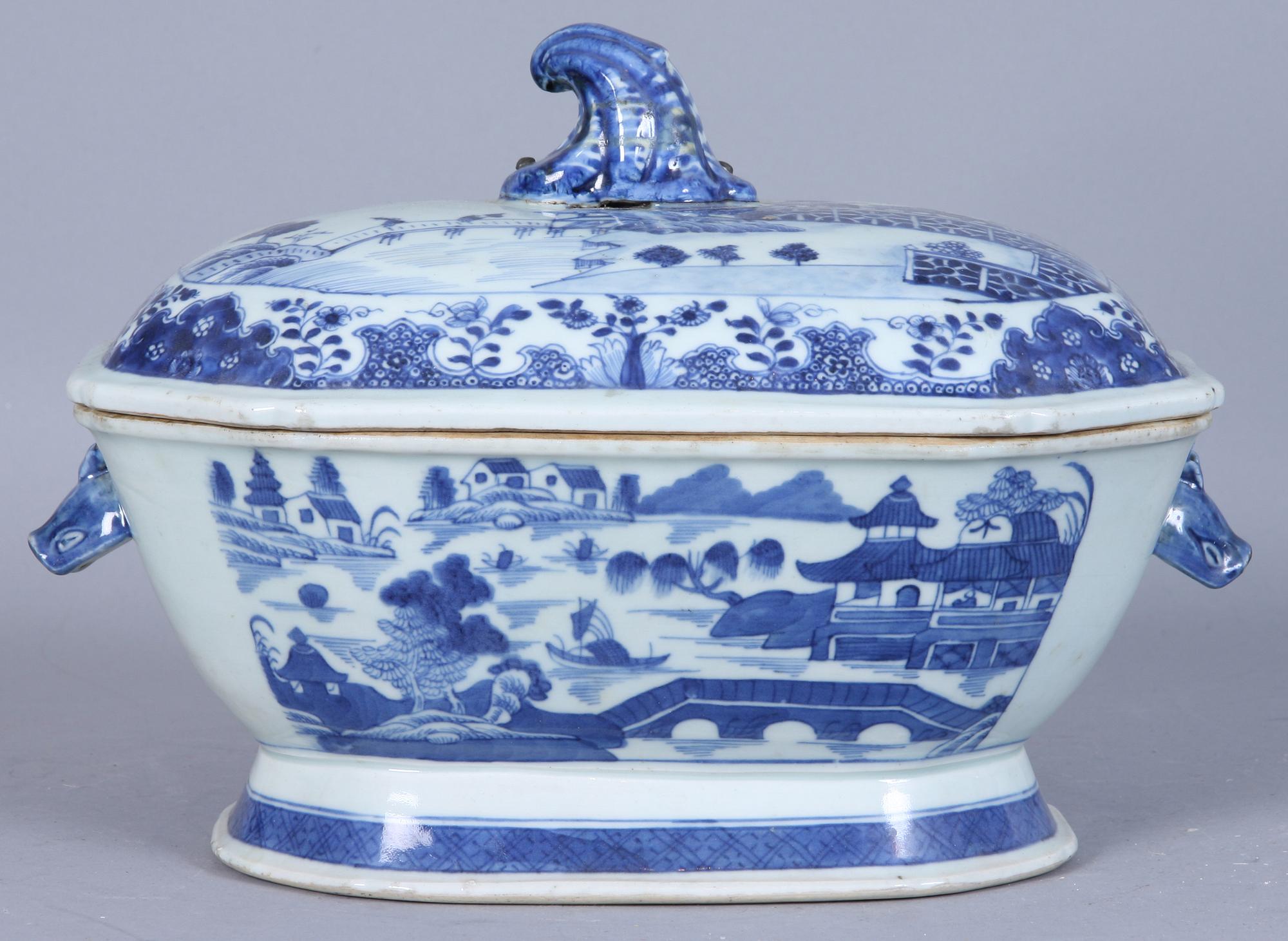 TERRIN samt LOCK, porslin, Kina, 1700-tal.