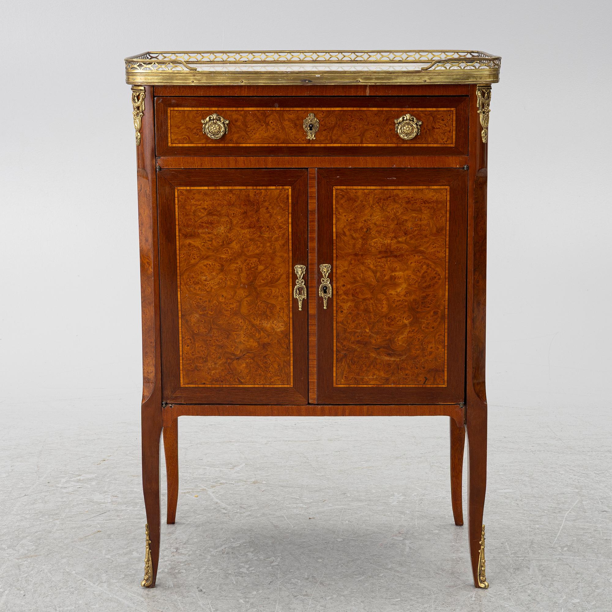 Barskåp, Louis XIV-stil, 1900-tal.