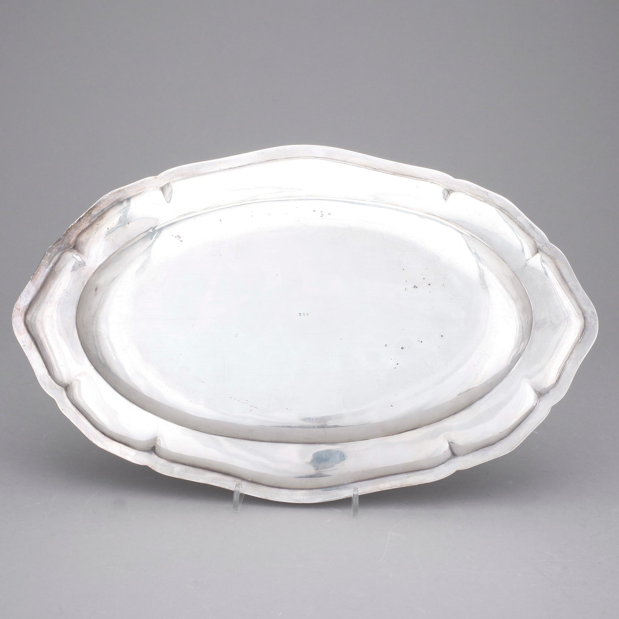 SERVERINGSFAT, 2 st, silver 950. Vikt  1126 gr.