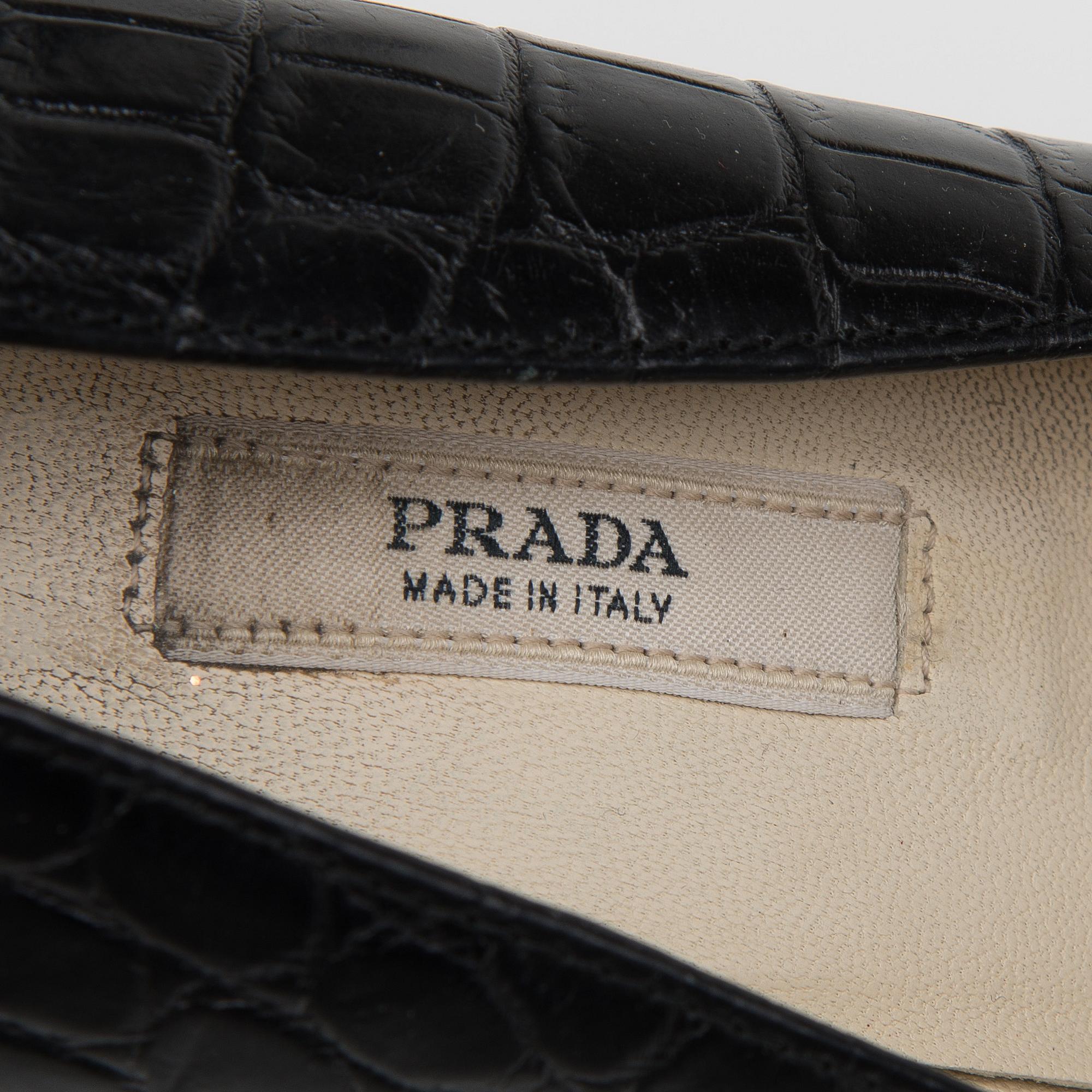 SKOR, Prada, storlek 37,5.