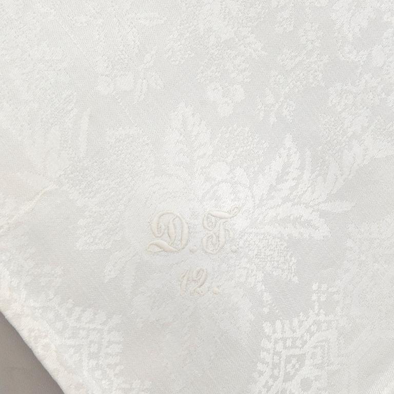 Napkins, 6 pieces, damask, circa 1900.