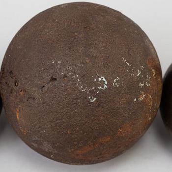 FOUR IRON BALLS, 18th/19th century.