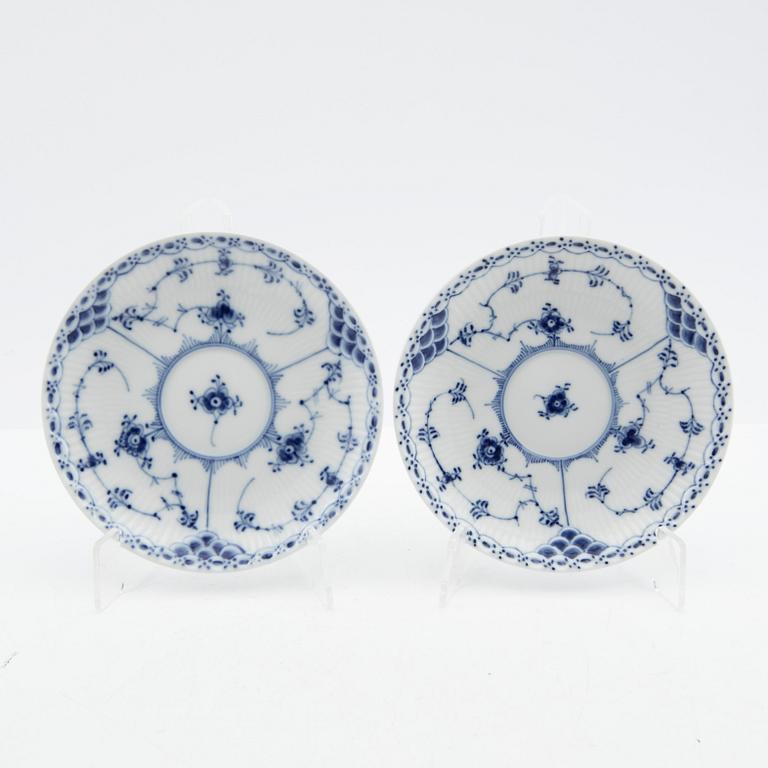 Royal Copenhagen, tea cups with saucers, a pair, porcelain, "Musselmalet", Denmark.