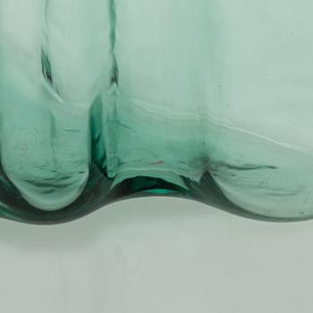 Alvar Aalto, A '9750' vase Karhula Glassworks in production 1937-1949.