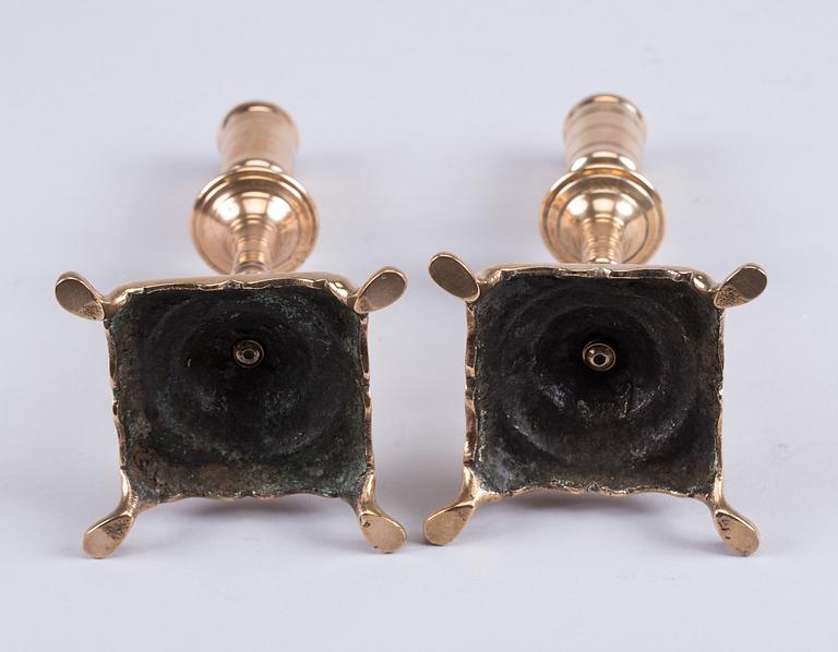 LJUSSTAKAR,  ett par senbarock.