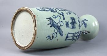 GOLVURNA, porslin, Kina, 1800-tal.