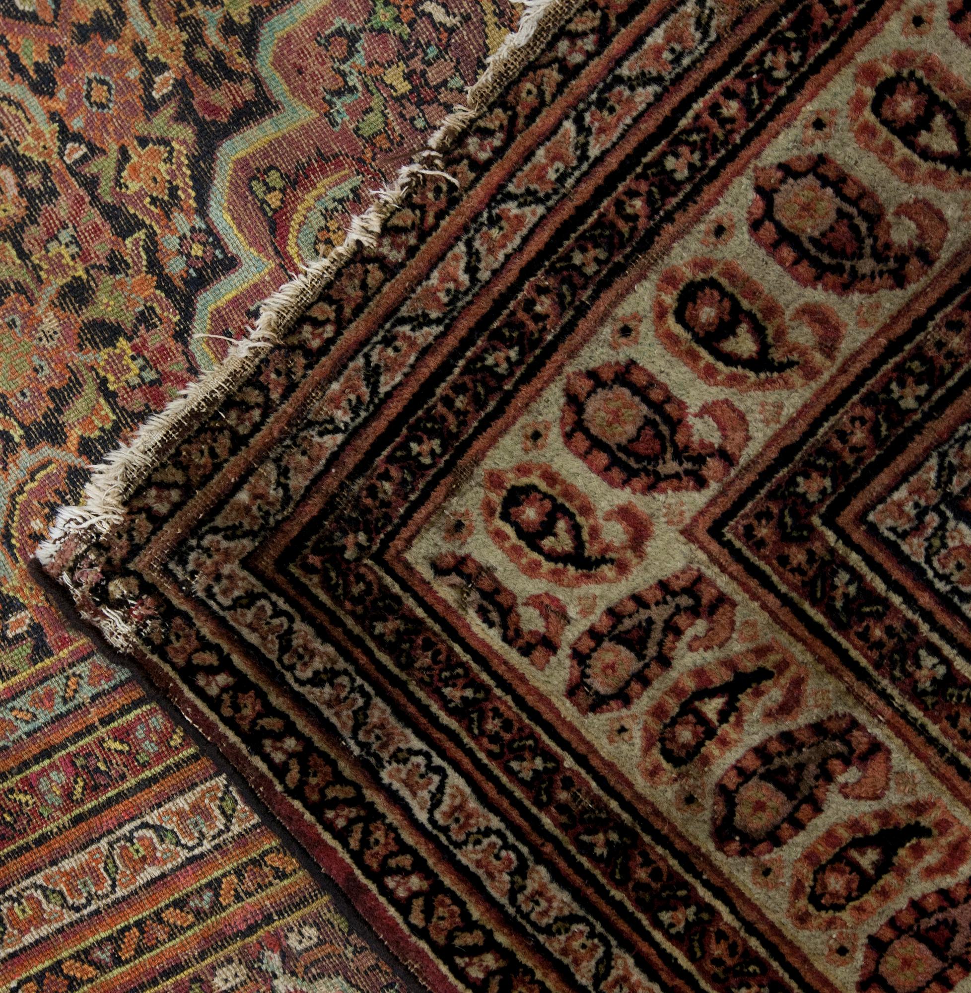 MATTA, antik, 249x290 cm.