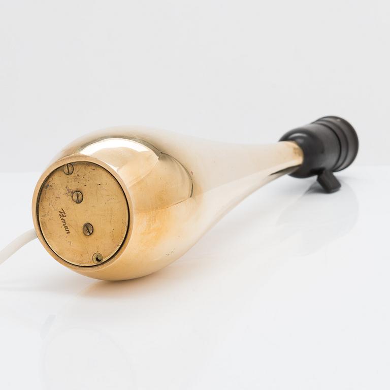 Mauri Almari, a mid 20th century table lamp, model K11-22 for Idman.