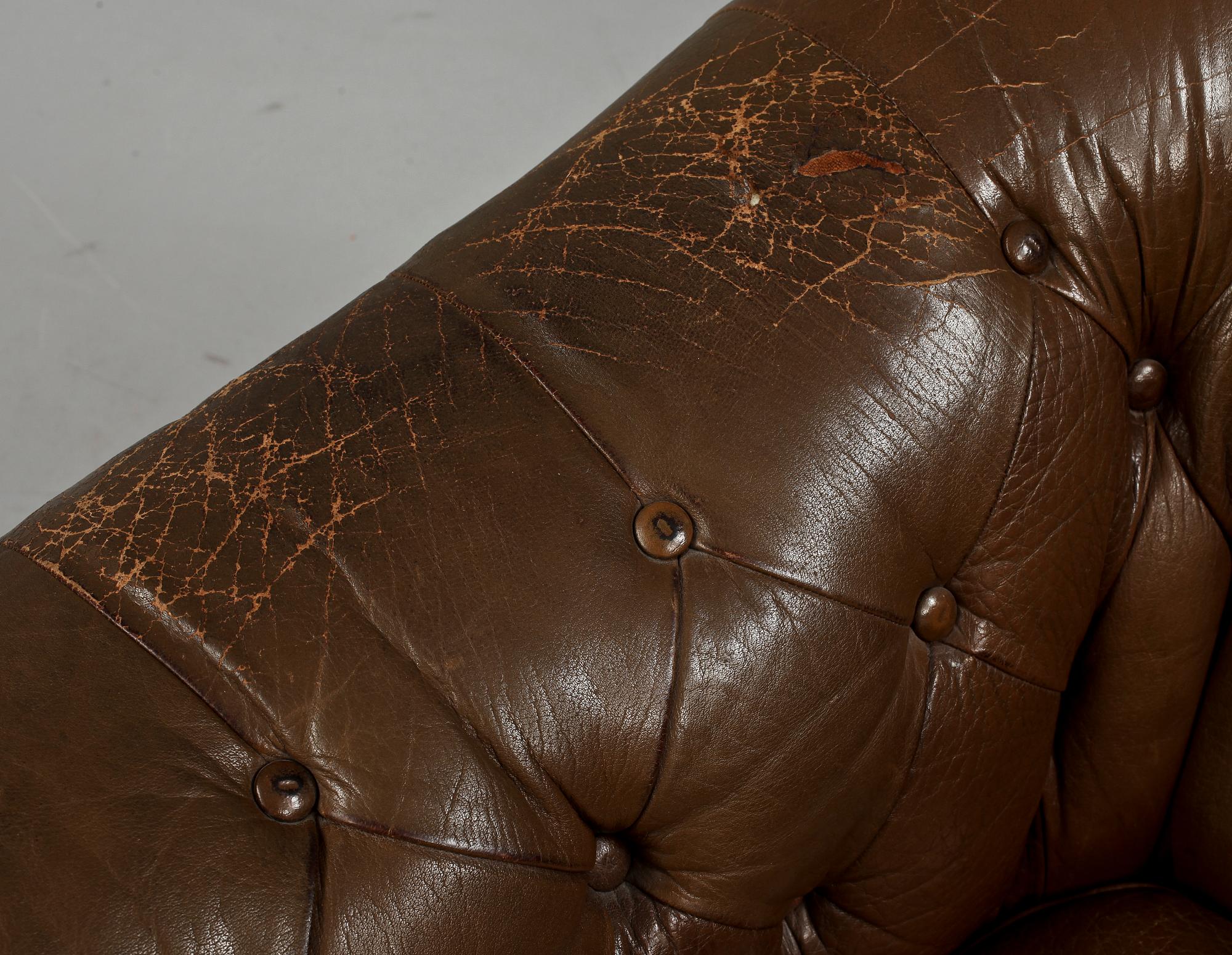 FÅTÖLJ, Chesterfieldmodell, 1900-tal.