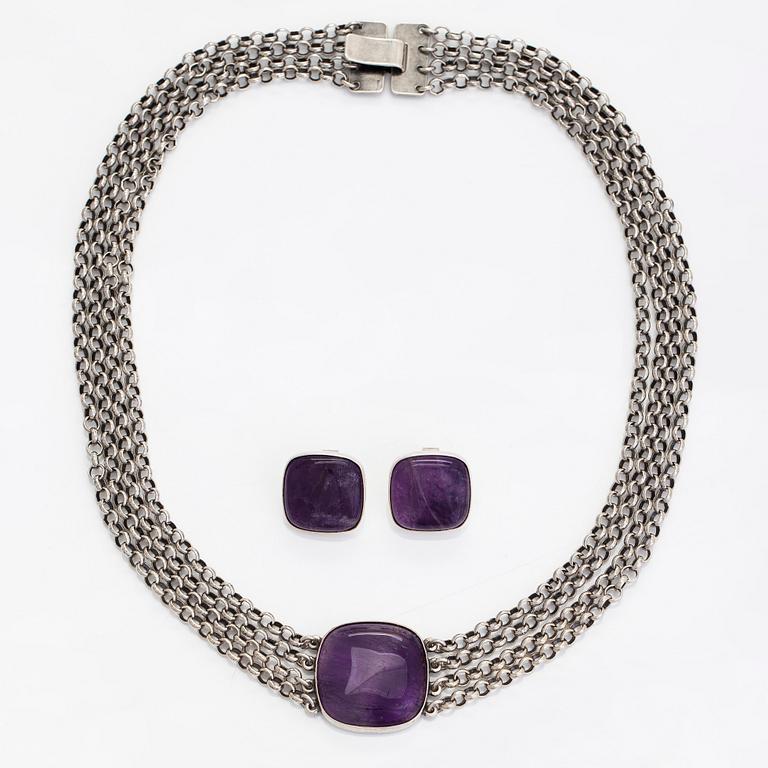 Börje Rajalin, A sterling silver and amethyst necklace and earrings by Kalevala Koru 1991.