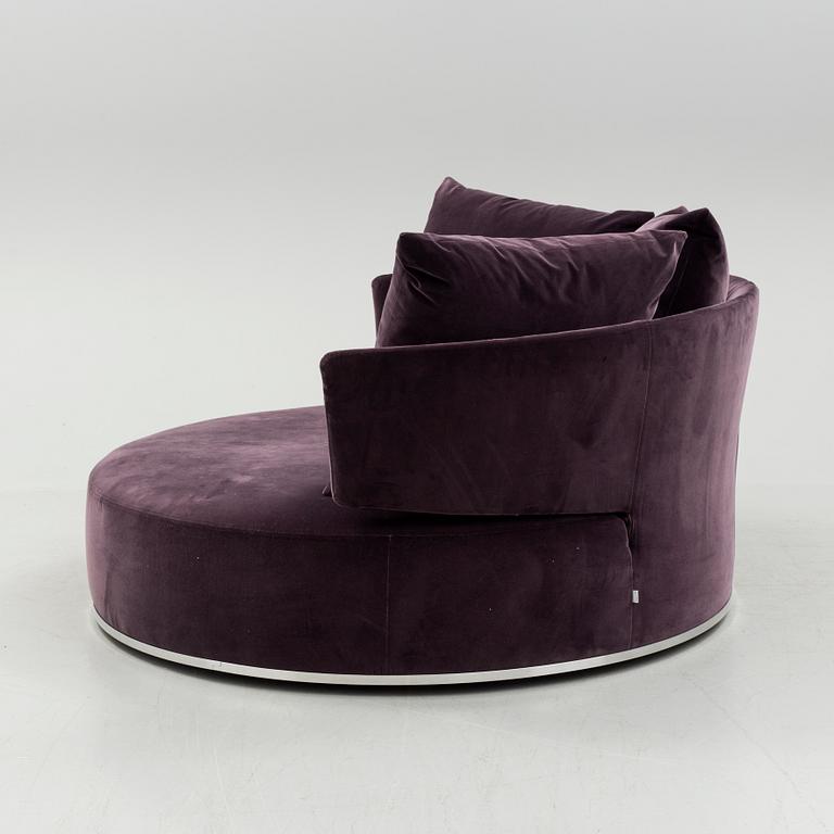 ANTONIO CITTERIO, "Amoneus", circular swivel sofa, Maxalto, B & B Italia.