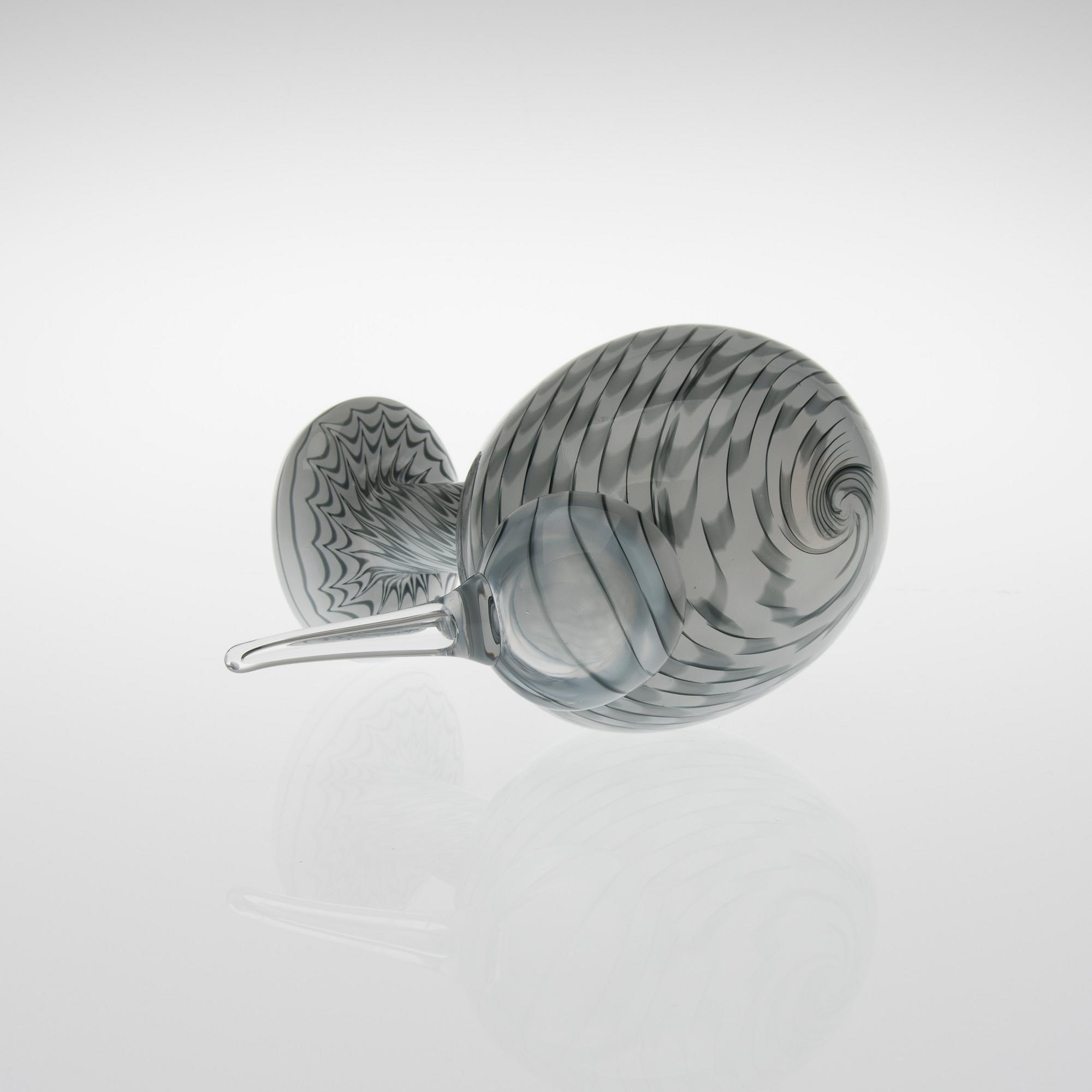 OIVA TOIKKA, LINTU, lasia, signeerattu ja numeroitu O. Toikka Nuutajärvi 362/5000.