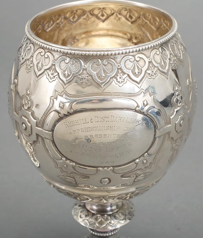 POKAL med LOCK, silver, Edward och John Barnard, London, England, 1864. Vikt ca 587 gram.