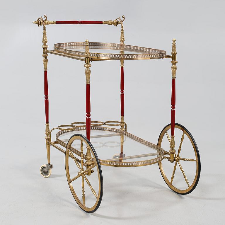SERVERINGSVAGN, 1900-talets andra hälft.