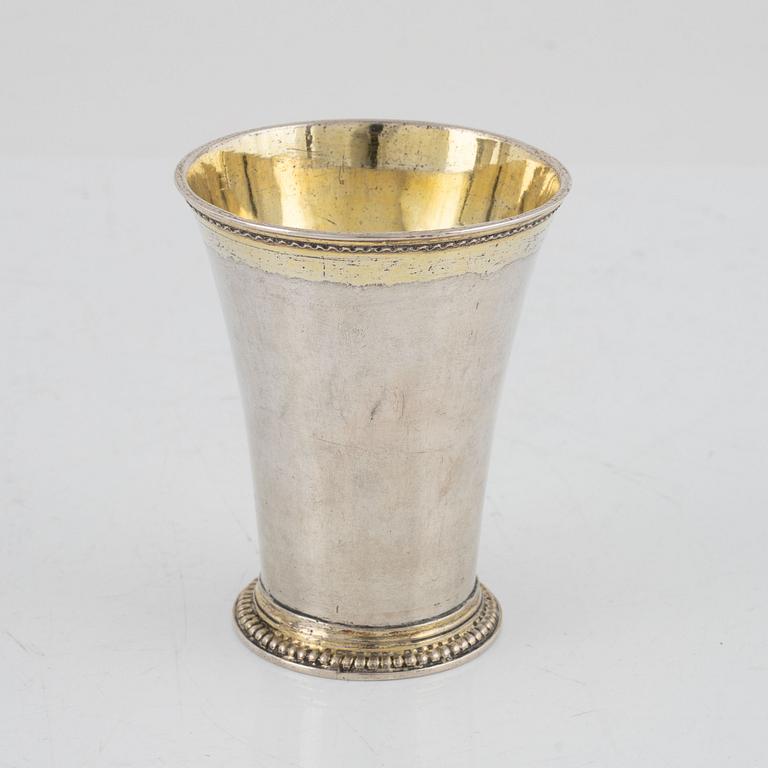 Gustaf Stafhell d ä, bägare, silver, Stockholm 1732.