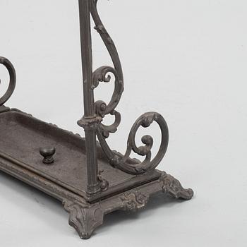 A cast iron umbrella stand, early 20th century.