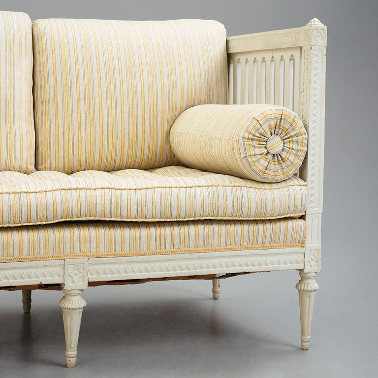 A late Gustavian sofa by J Lindgren (master 1770-1800), late 18th century.