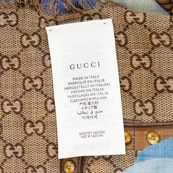 Gucci, scarf.