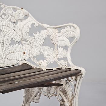 TRÄDGÅRDSKARMSTOLAR, ett par, 1900-talets andra hälft.