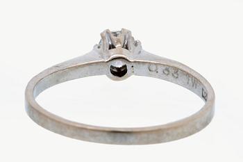 Ring 18K whitegold 1 brilliant-cut diamond 0,33 ct engraved.