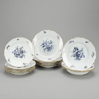 TALLRIKAR, 14 st, porslin, Meissen, 1900-tal.