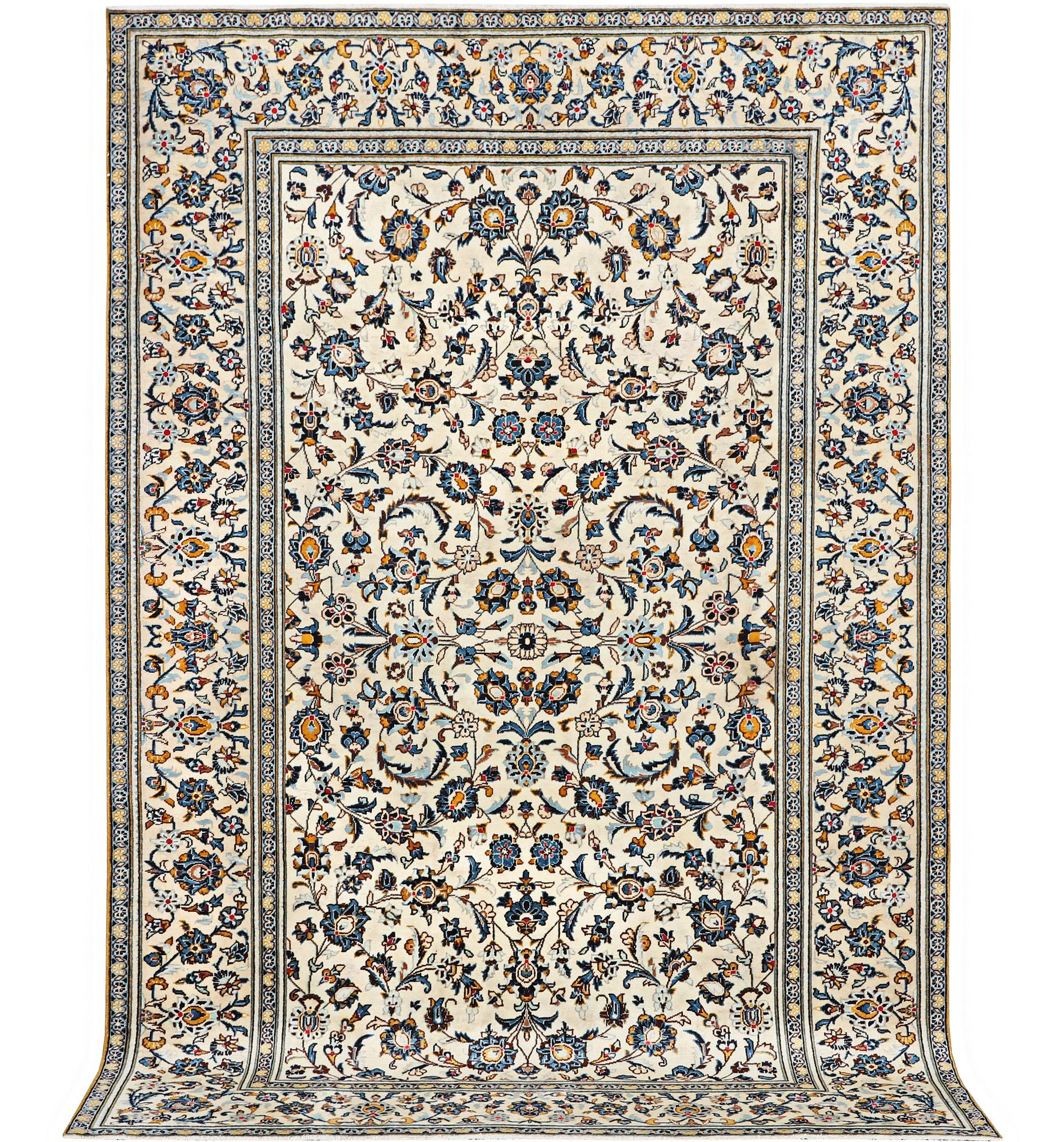 Matta, Keshan, ca 295 x 190 cm.