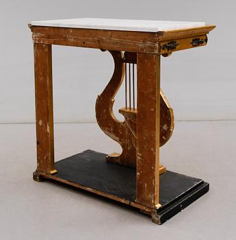 KONSOLBORD, Karl Johan, 1800-talets mitt.