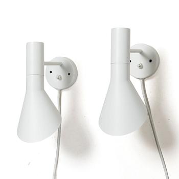 Arne Jacobsen, Wall lights/bedside lights, a pair, “AJ”, Louis Poulsen, Denmark.