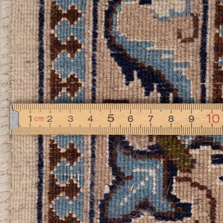 Carpet, Keshan, approx. 395 x 295 cm.