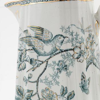 An 88-peice 'Wexiö Guld' creamware dinner service, Gustavsberg, early 20th Century.