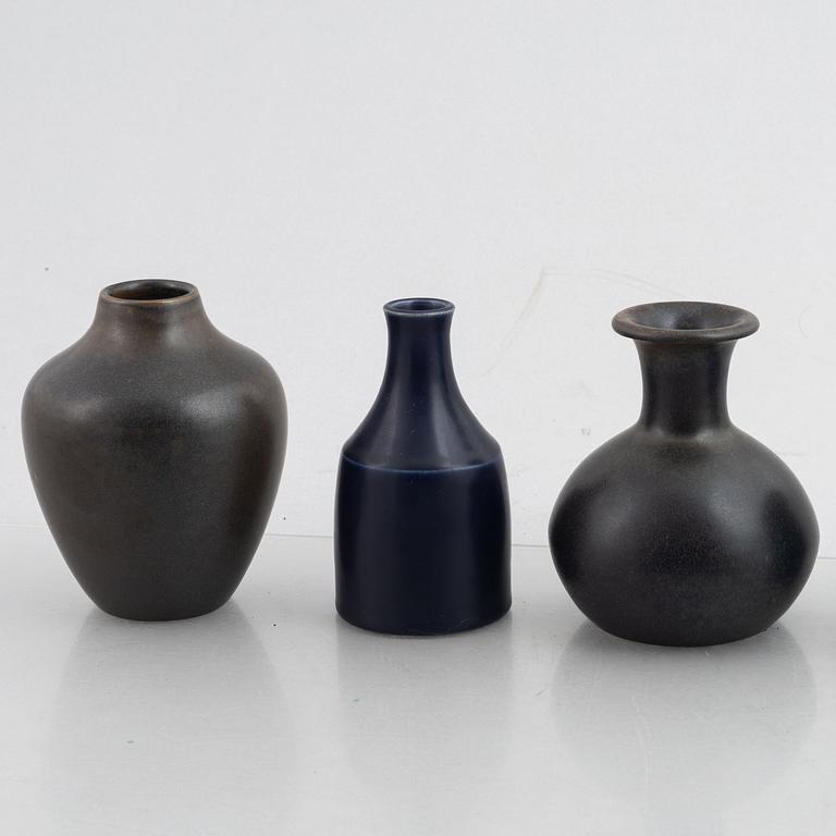 Erich & Ingrid Triller, a set of three stoneware vases, Tobo, Sweden.