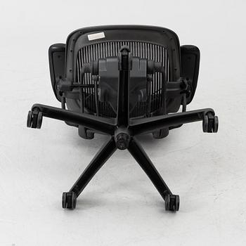 Don Chadwick/Bill Stump, desk chair, “Aeron”, Herman Miller.