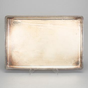 UPPLÄGGNINGSFAT, 2 st, nysilver, GAB respektive CG Hallberg, 1900-tal.