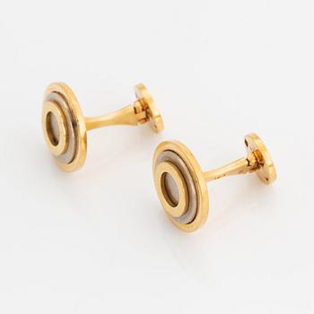 A pair of 18K gold cufflinks M Gérard.