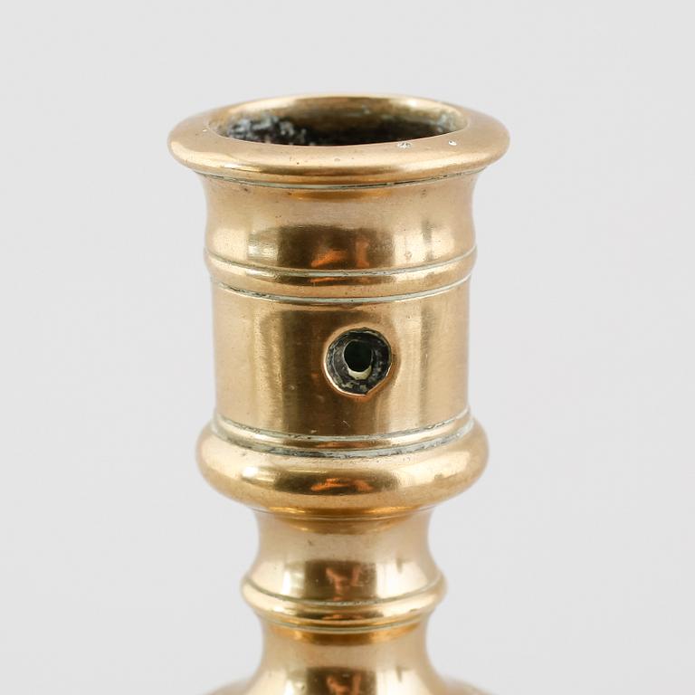 LJUSSTAKE, mässing, barock, 1600-/1700-tal.