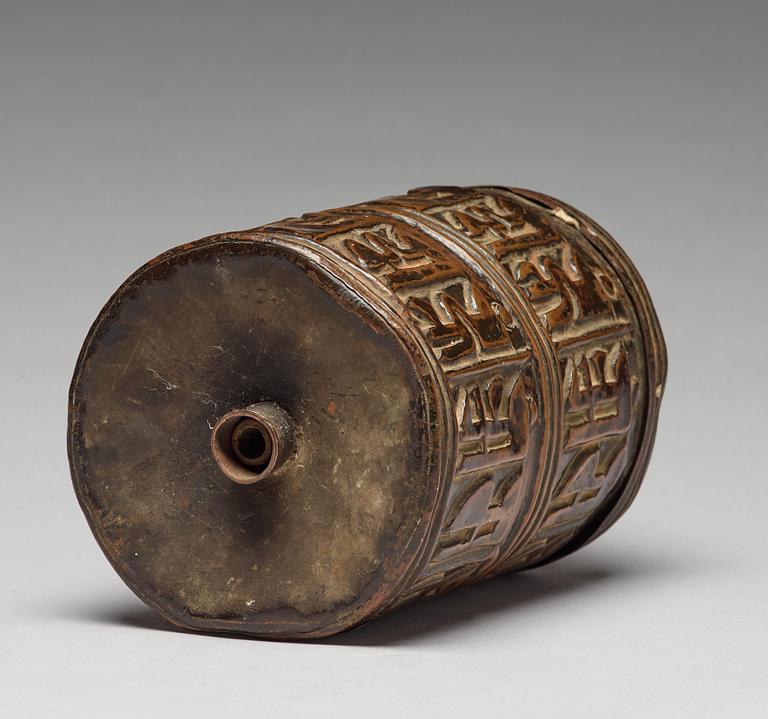 A Tibetan prayer wheel, 18/19th Century.