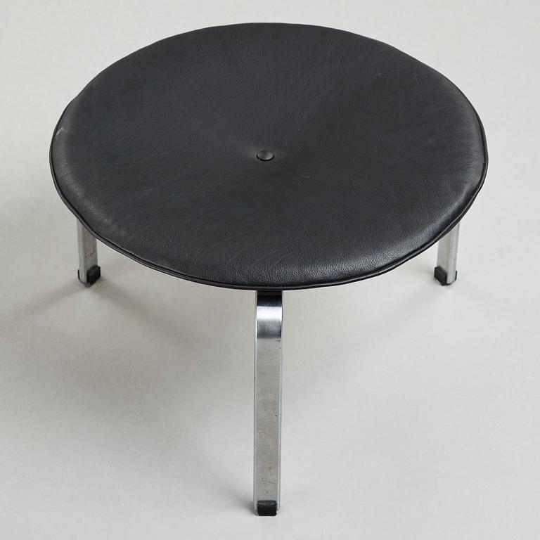 Poul Kjaerholm, a "PK33" black leather stool, edition E Kold Christensen, Denmark 1960's.