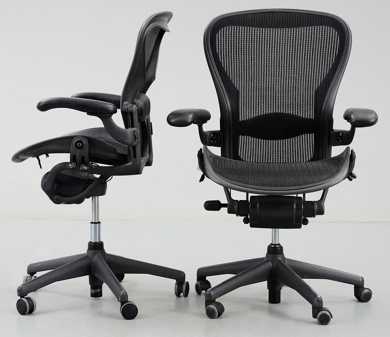 KONTORSSTOLAR, 2 st, "Aeron Chair", Herman Miller.