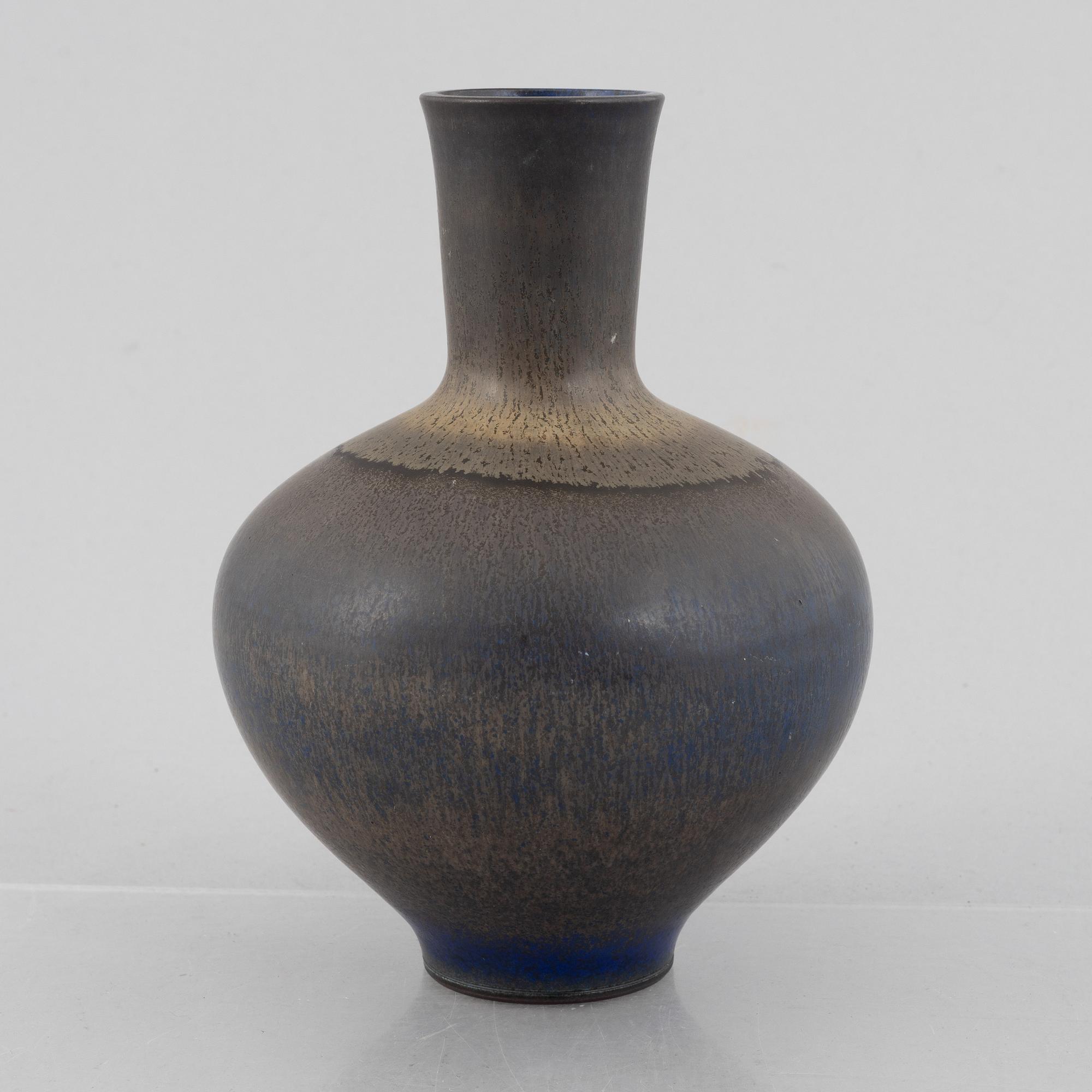 Berndt Friberg, a stoneware vase, Gustavsberg Studio 1944-47.