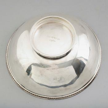 SKÅL, silver, E Råström, Stockholm 1957. Vikt ca 615 gram.