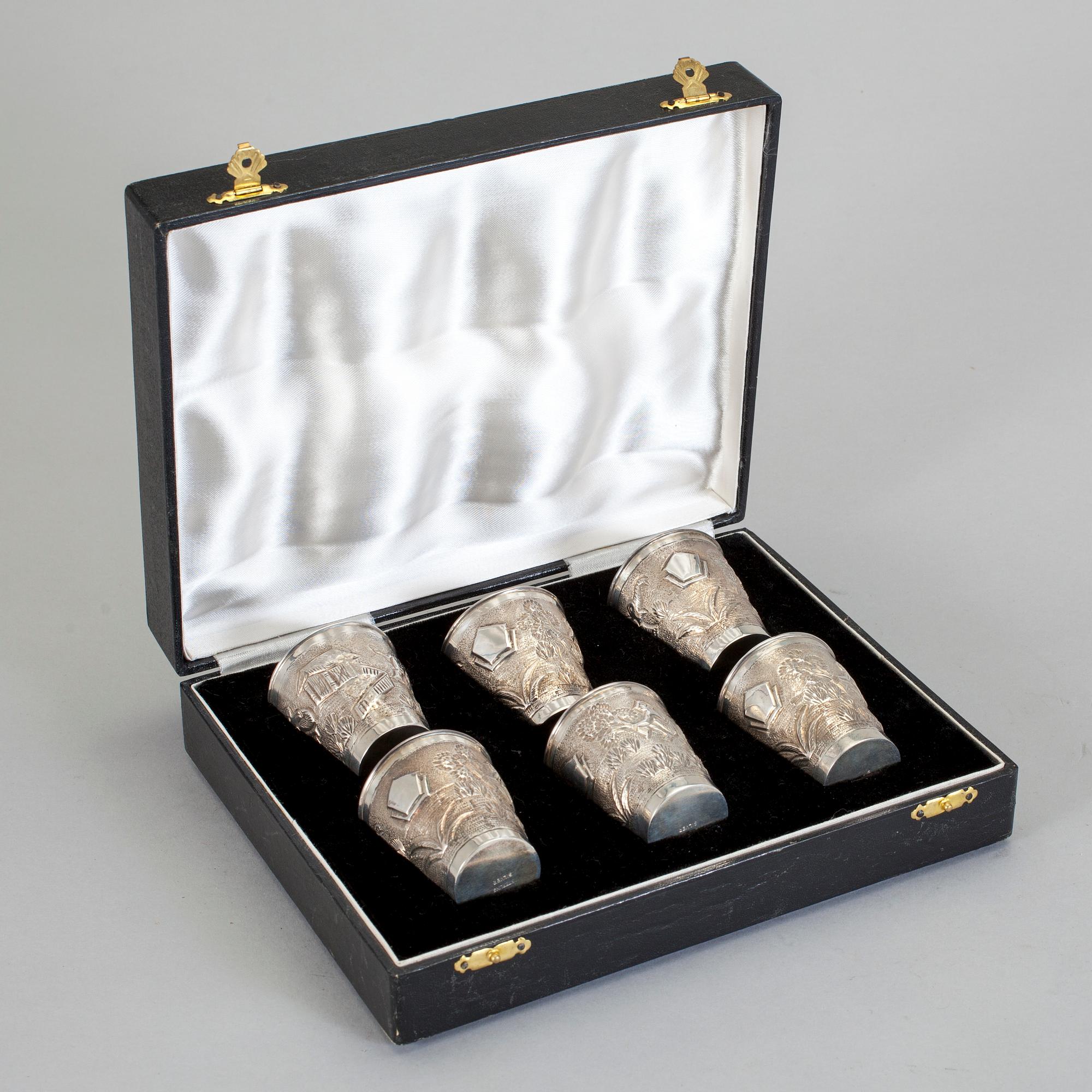 KOPPAR, 6 st, sterlingsilver, omkring 1900-talets mitt. Vikt ca 170 gram.