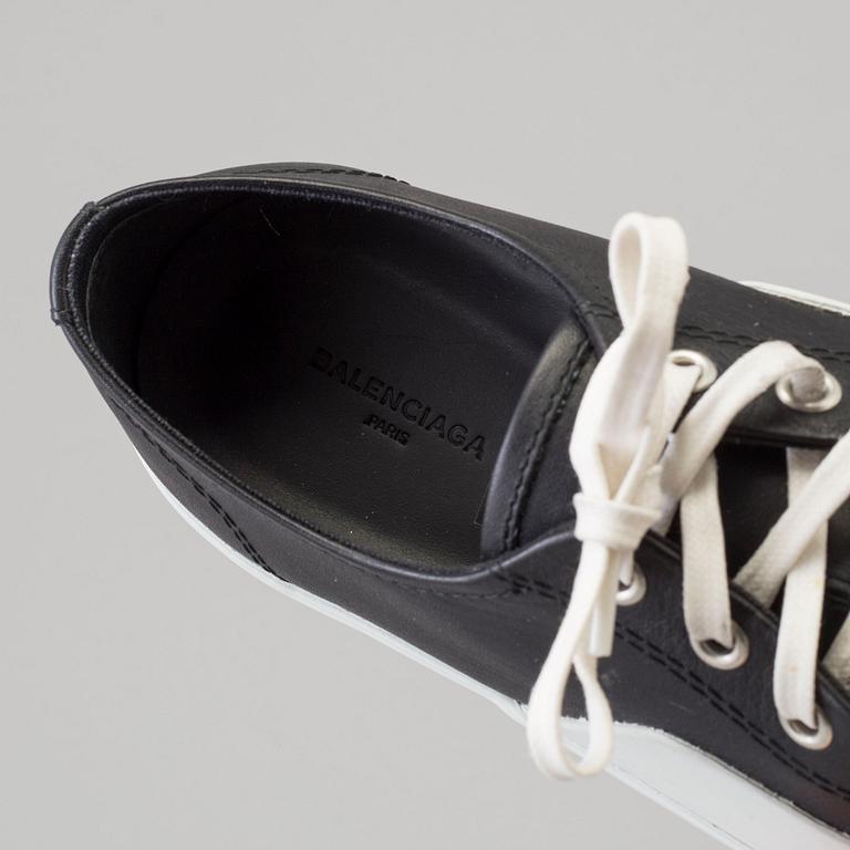 BALENCIAGA, skor, storlek 38.