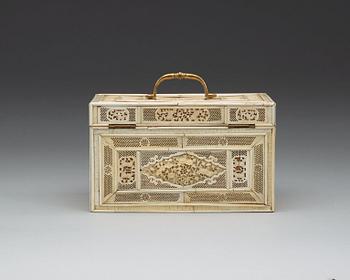TESKRIN, elfenben och ben. Qing dynastin, 1700-tal.