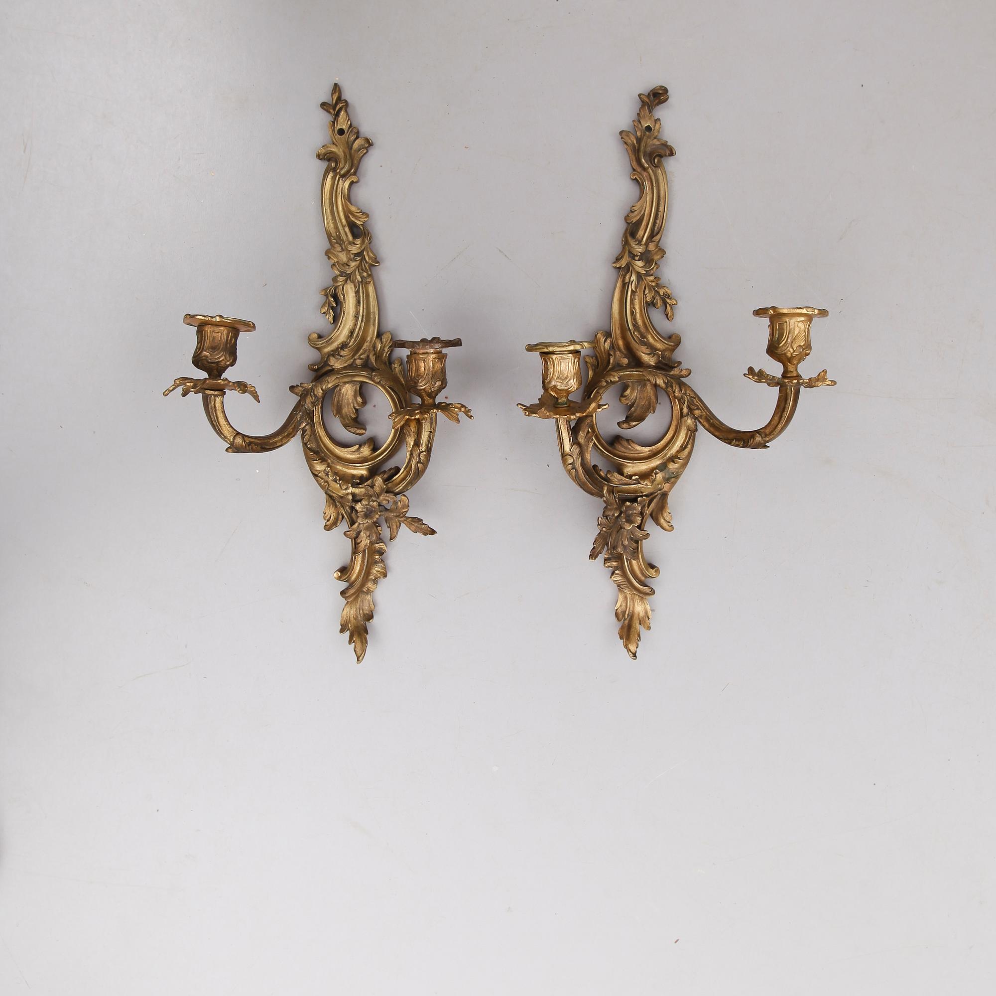 VÄGGLAMPETTER, 1 par, rokokostil, 1900-talets första hälft.