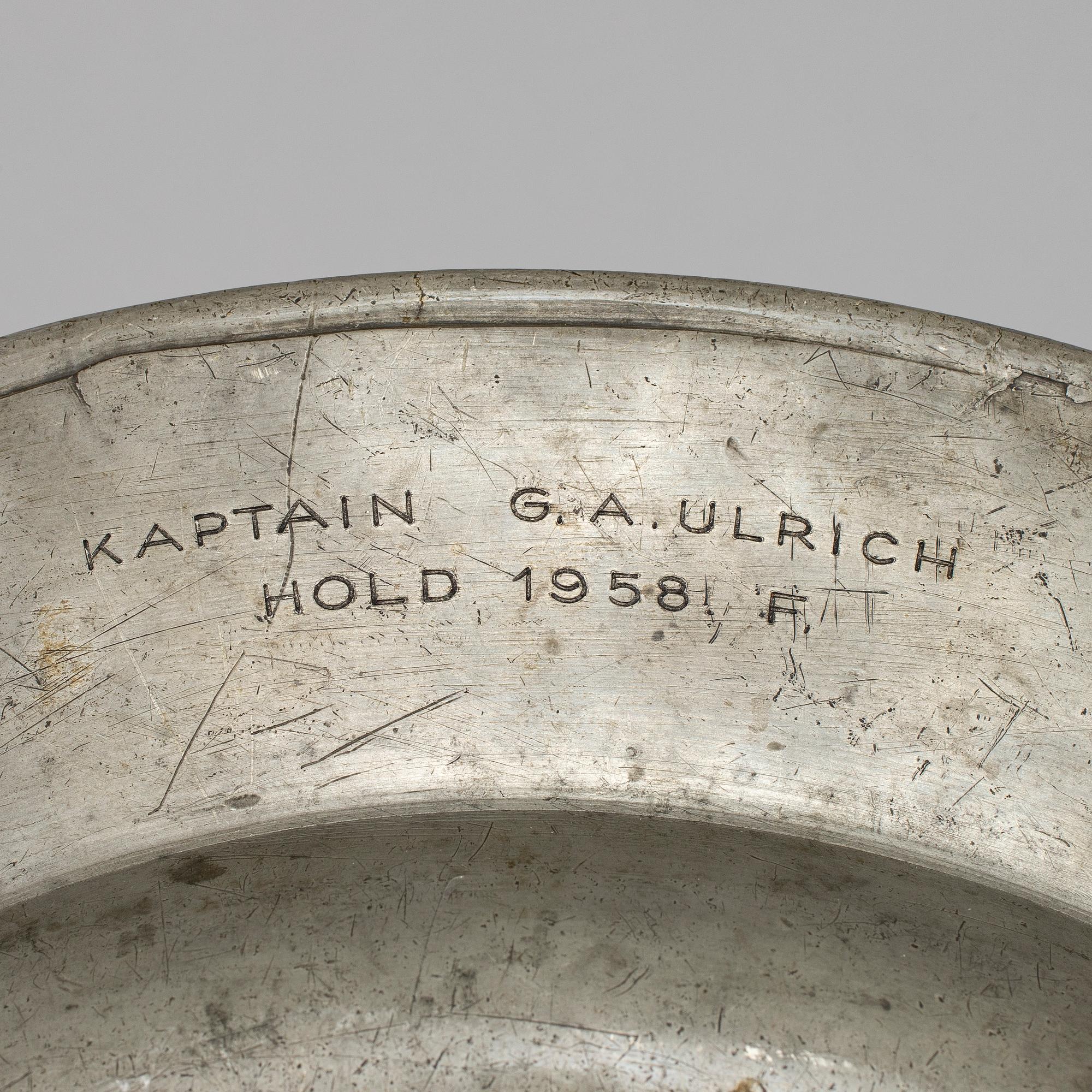 A German barque pewter dish, 18th century.