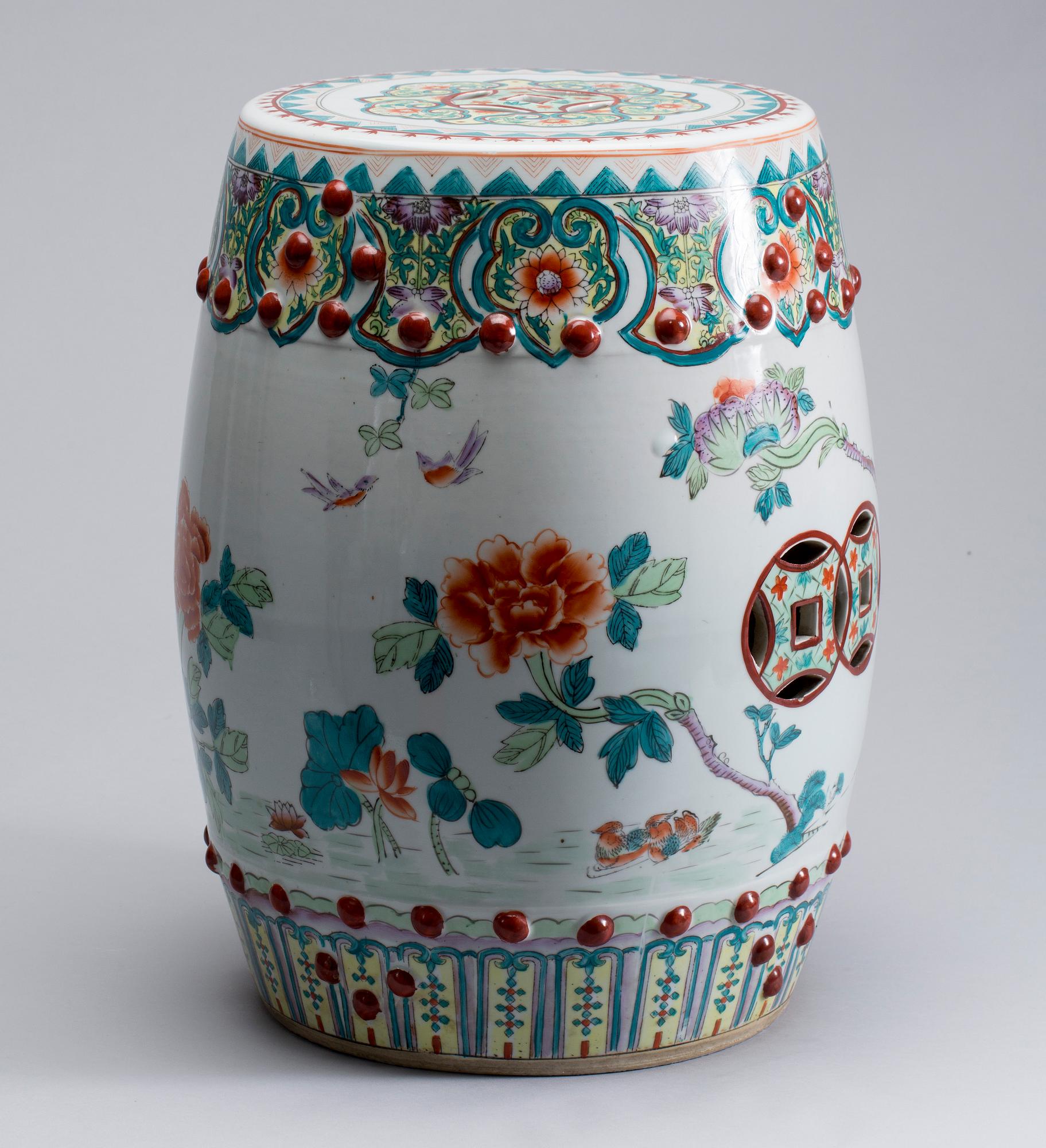 TRÄDGÅRDSPALL, porslin, Kina, 1900-tal.