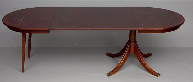 MATBORD samt STOLAR, 8 st, empirstil, 1900-talets slut.